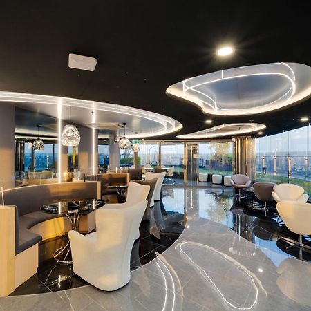 Oakwood Suites Tiwanon Bangkok Nonthaburi Exteriör bild