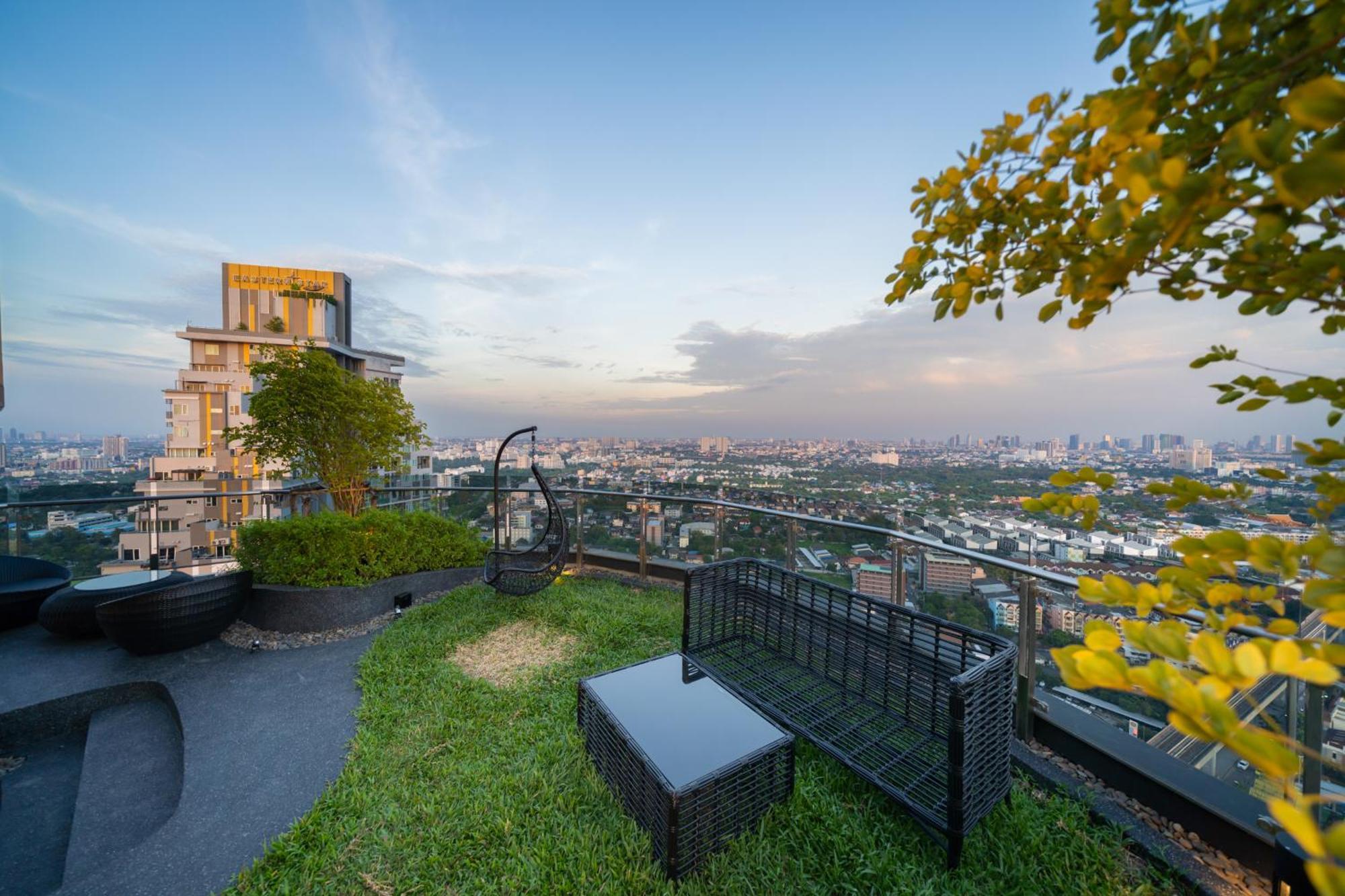 Oakwood Suites Tiwanon Bangkok Nonthaburi Exteriör bild